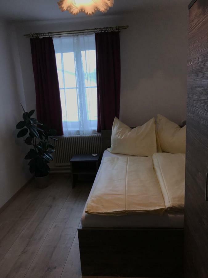 Gasthaus Wurlitzer Perschling Buitenkant foto